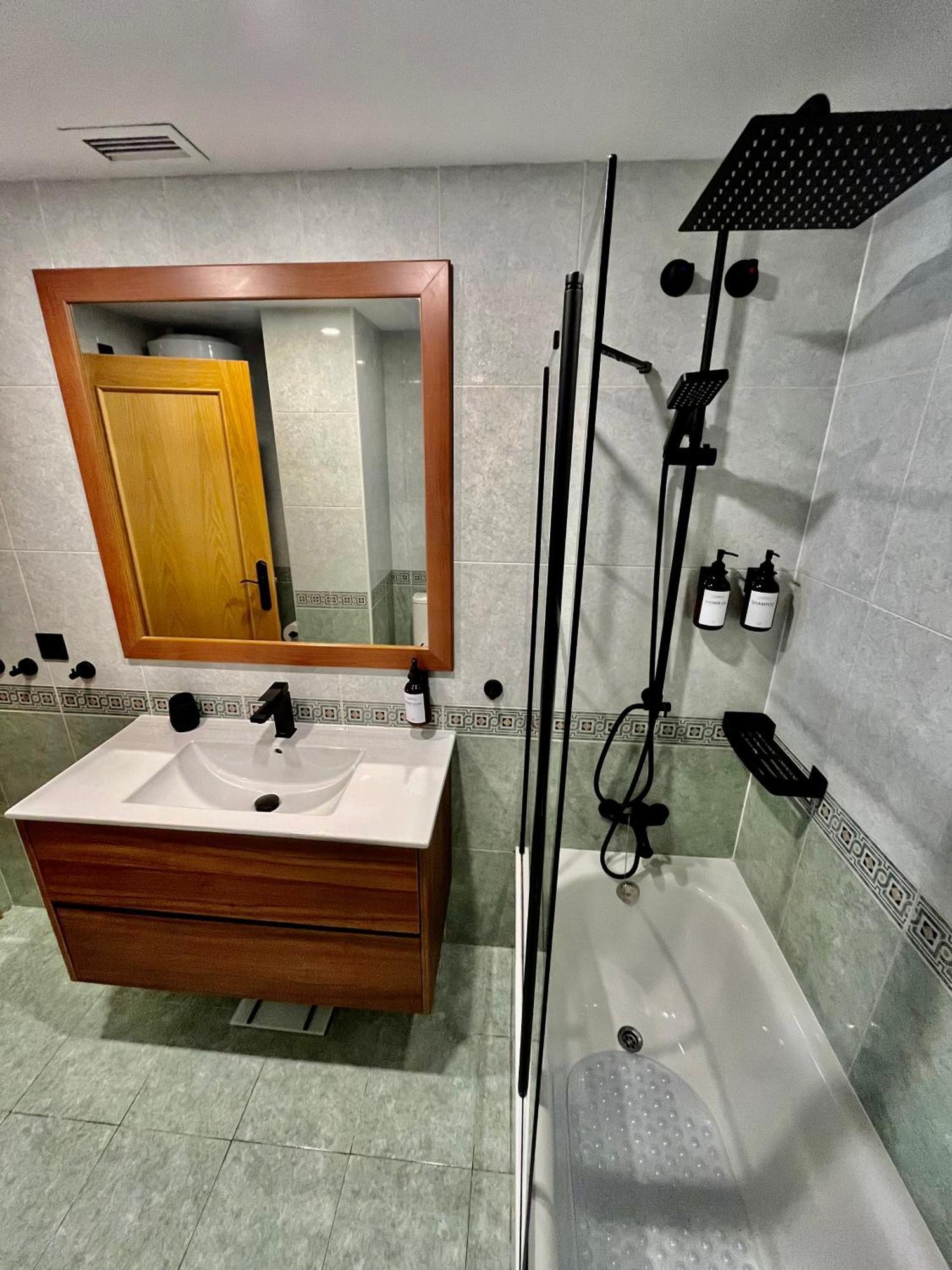 Elegante Apartamento Tres Colores アリカンテ エクステリア 写真